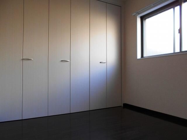 ��ʌ�����s�厚���s�̍��݂̃A�p�[�g�̂��̑������E�X�y�[�X