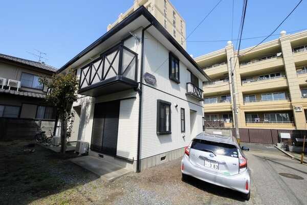 ��ʌ��������܎s�Y�a��{���S����8-21�̃A�p�[�g�̌����O��