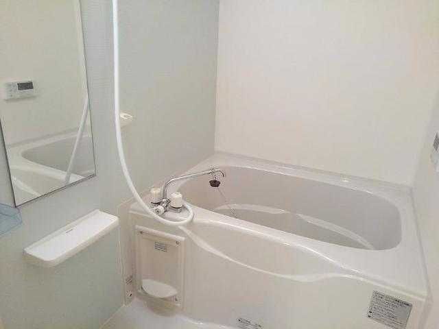 ��ʌ��z�J�s���C�N�^�E���P���ڂ̃A�p�[�g�̃o�X