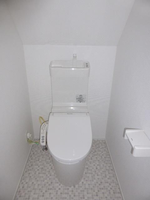 ��ʌ������s�����Q���ڂ̃A�p�[�g�̃g�C��