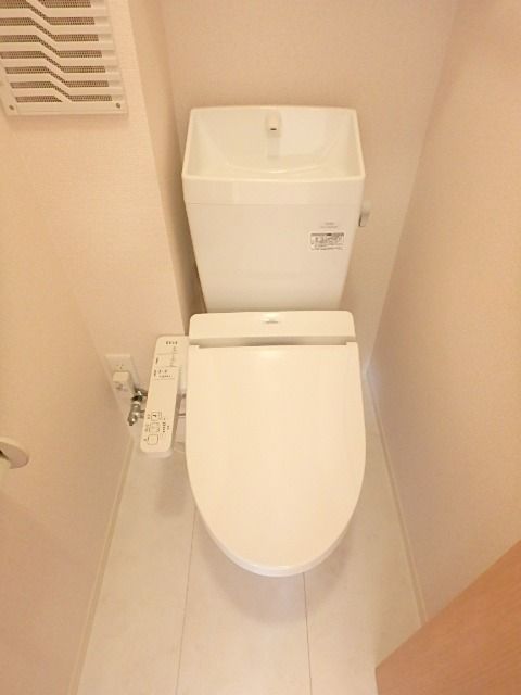 ��ʌ��������܎s��{��y�蒬�R���ڂ̃A�p�[�g�̃g�C��