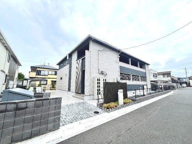 ��ʌ��k�����S�ɓޒ��h�S���ڂ̃A�p�[�g�̌����O��