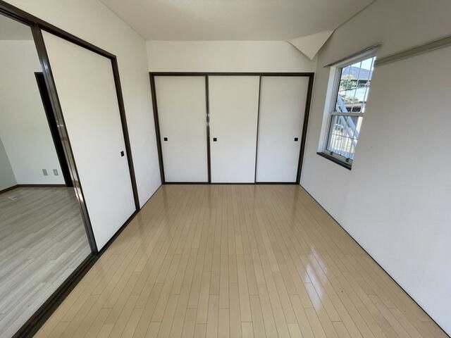 ��ʌ��������܎s����厚�w��̃A�p�[�g�̂��̑������E�X�y�[�X