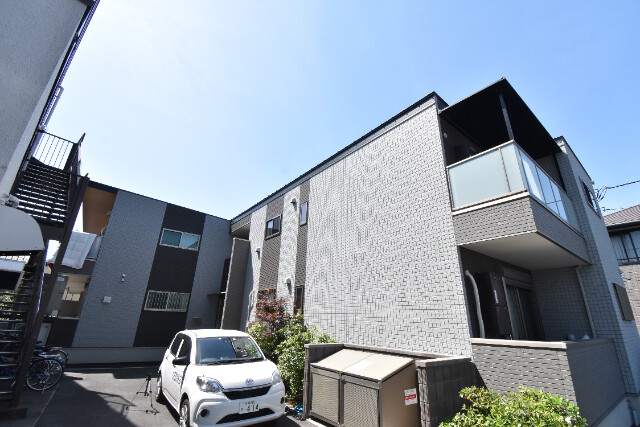 ��ʌ��������܎s������{�����P����2-18�̃A�p�[�g�̌����O��