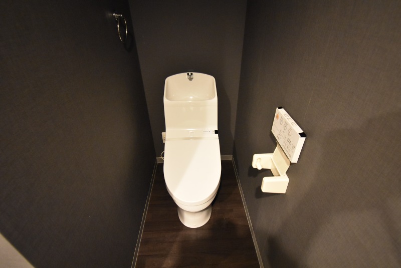 ��ʌ��������܎s�k����i���Q���ڂ̃A�p�[�g�̃g�C��