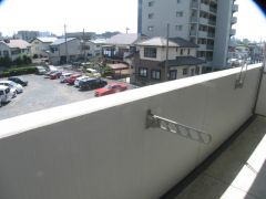 ��ʌ�����s�؂S���ڂ̃}���V�����̃o���R�j�[