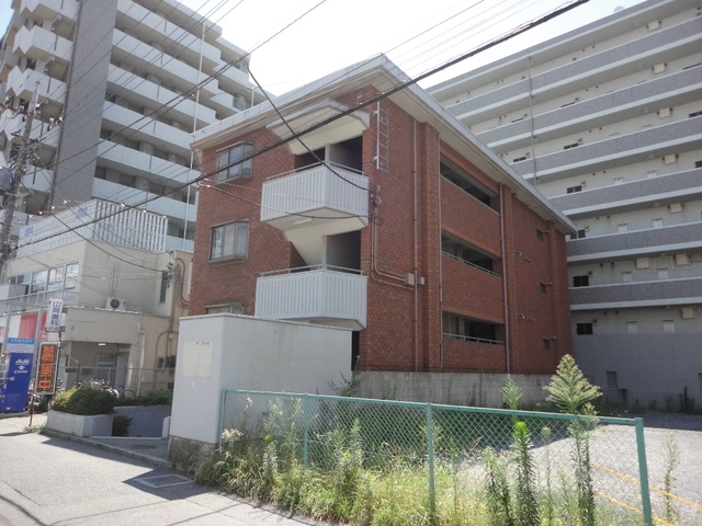 ��ʌ��������܎s�k��{�����R����569-2�̃}���V�����̌����O��