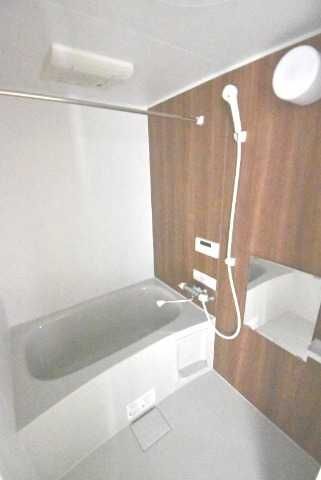 ��ʌ�����s�˒˓�Q���ڂ̃A�p�[�g�̃o�X