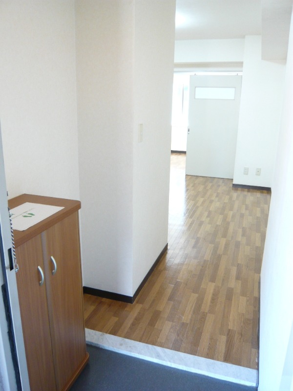 ��ʌ��������܎s�k��{�����R���ڂ̃}���V�����̌���