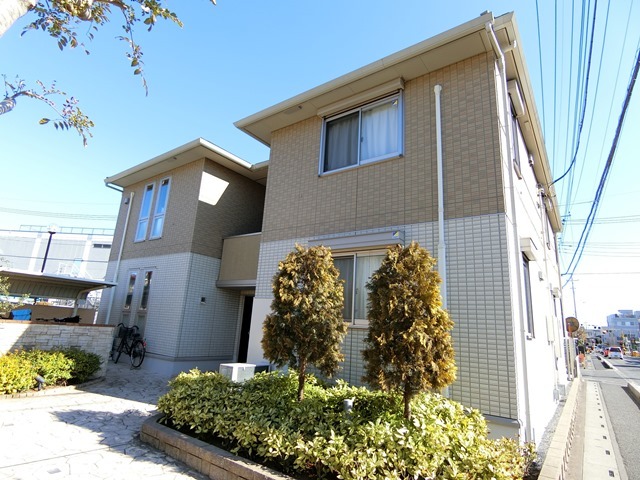 ��ʌ��������܎s�����擌��{�Q����11-9�̃A�p�[�g�̌����O��