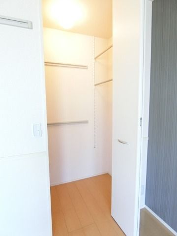 ��ʌ��������܎s�����擌��{�Q���ڂ̃A�p�[�g�̎��[