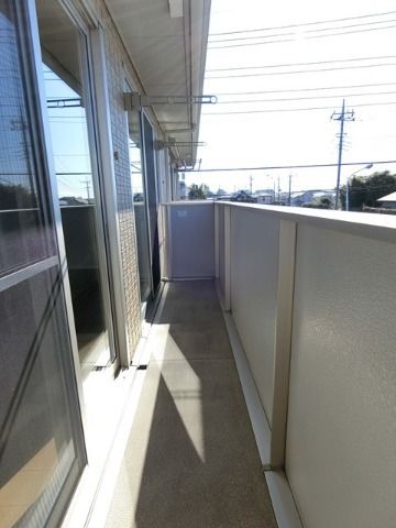 ��ʌ��������܎s�����擌��{�Q���ڂ̃A�p�[�g�̃o���R�j�[