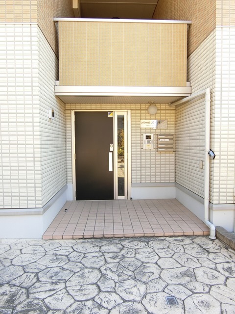 ��ʌ��������܎s�����擌��{�Q���ڂ̃A�p�[�g�̃G���g�����X