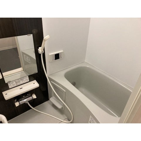 ��ʌ��������܎s��{��y�蒬�P���ڂ̃A�p�[�g�̃o�X