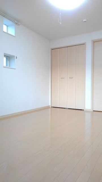 ��ʌ��t�����s�����g�c�̃}���V�����̋��ԁE���r���O