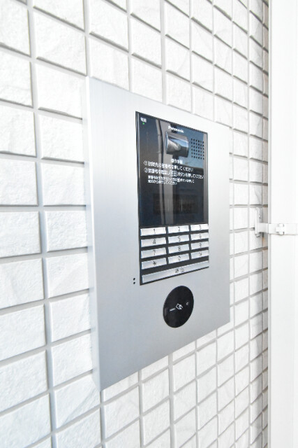 ��ʌ��z�J�s�o�˒��̃A�p�[�g�̂��̑�