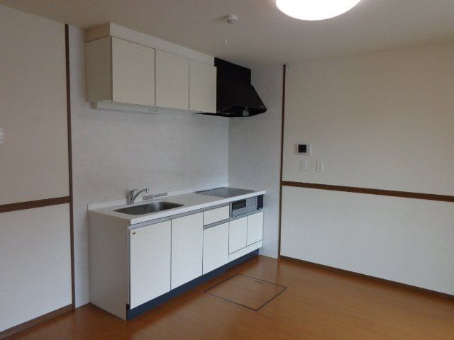 ��ʌ��������܎s�΋�厚�����̃A�p�[�g�̃L�b�`��