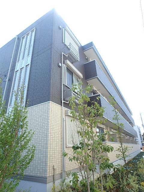 ��ʌ��������܎s��{�擌���P����62-1�̃A�p�[�g�̌����O��