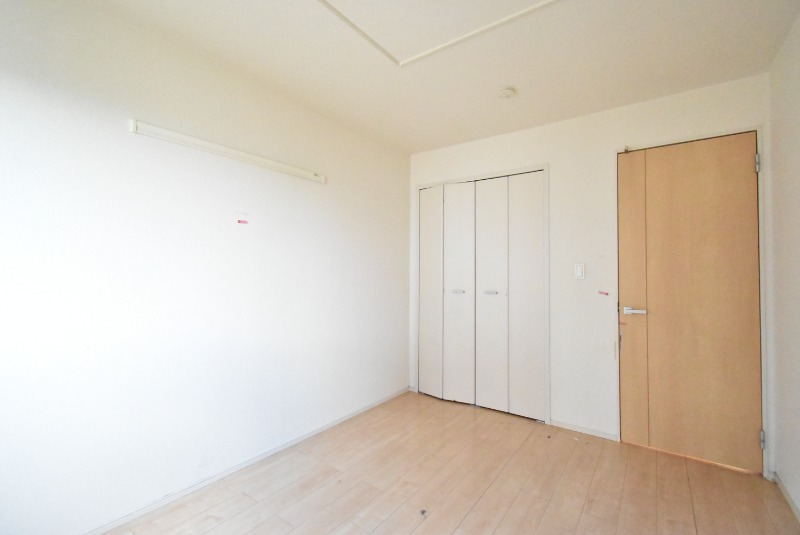 ��ʌ��������܎s�΋�����P���ڂ̃A�p�[�g�̂��̑������E�X�y�[�X