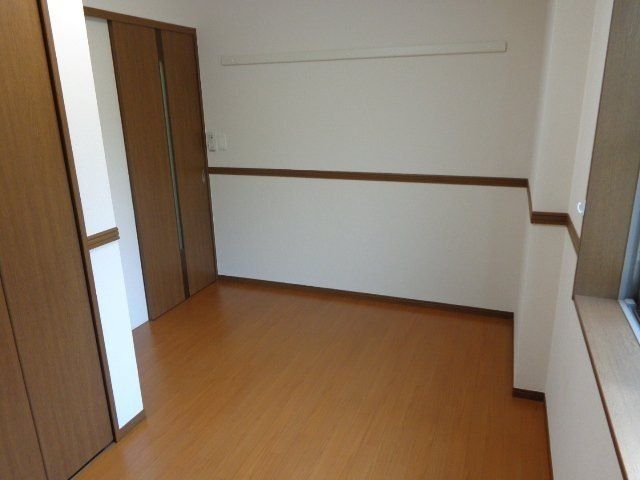 ��ʌ��������܎s�΋�厚�����̃A�p�[�g�̂��̑������E�X�y�[�X