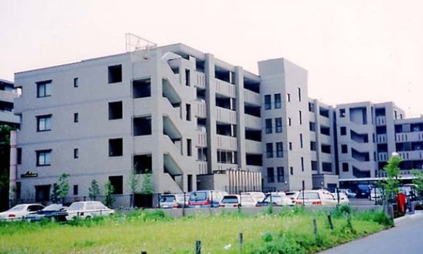 ��ʌ��x�m���s�ӂ��ݖ쐼�R���ڂ̃}���V�����̌����O��