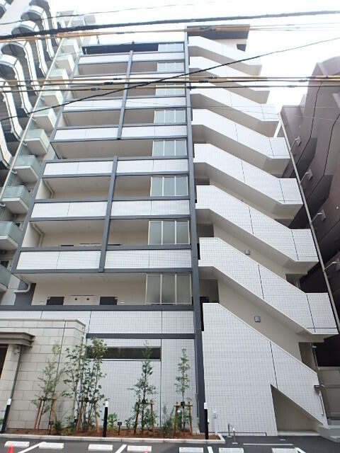 ��ʌ��������܎s��{���咬�R����156-3�̃}���V�����̌����O��