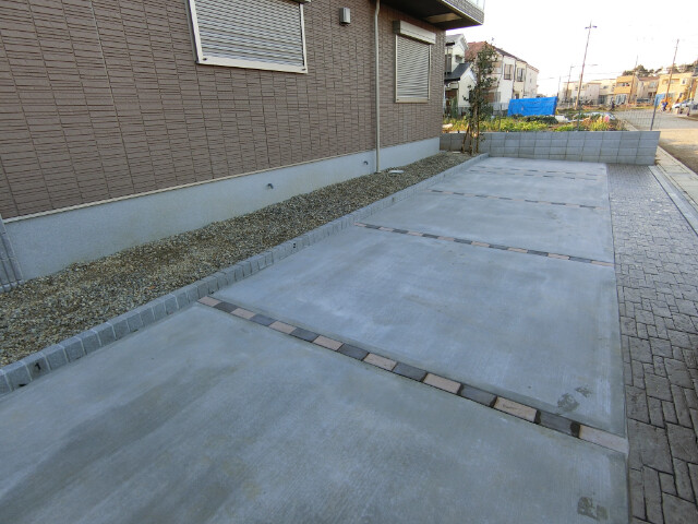 ��ʌ��������܎s�����擇���̃}���V�����̒��ԏ�