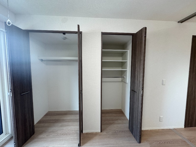 ��ʌ�����s�݉ƒ��̃A�p�[�g�̎��[