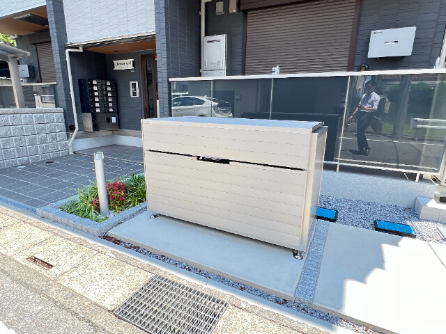 ��ʌ�����s�݉ƒ��̃A�p�[�g�̂��̑�