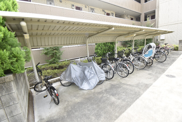 ��ʌ��������܎s���搼��{�P���ڂ̃A�p�[�g�̂��̑�