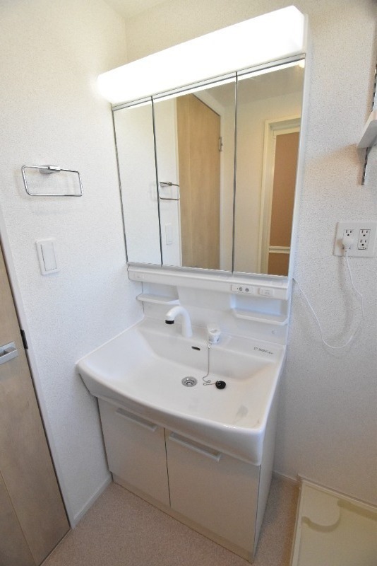 ��ʌ��������܎s�������a�c���P���ڂ̃A�p�[�g�̐��ʏ�