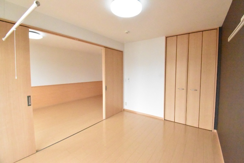 ��ʌ�����s����R���ڂ̃A�p�[�g�̂��̑������E�X�y�[�X