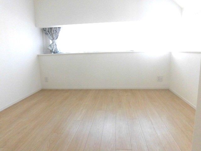 ��ʌ��z�J�s��z�J�P���ڂ̃}���V�����̂��̑������E�X�y�[�X