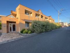 ��ʌ���ˎs���x���̃A�p�[�g�̌����O��