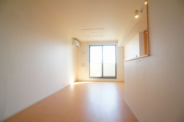 ��ʌ��������܎s�΋�����Q���ڂ̃A�p�[�g�̋��ԁE���r���O