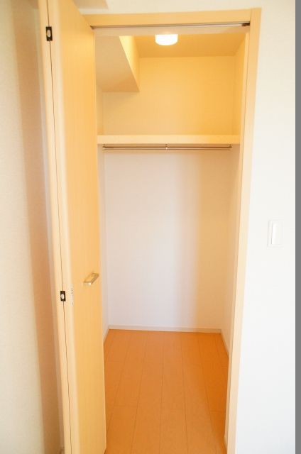 ��ʌ��������܎s�΋�����Q���ڂ̃A�p�[�g�̎��[