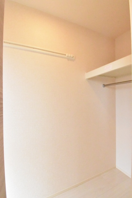 ��ʌ��z�J�s���C�N�^�E���U���ڂ̃A�p�[�g�̎��[