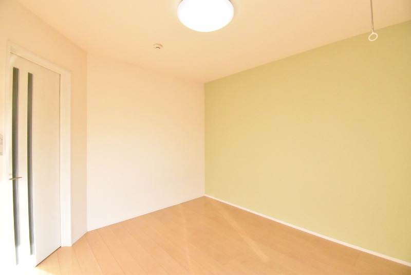 ��ʌ�����s�����J�{���S���ڂ̃A�p�[�g�̂��̑������E�X�y�[�X