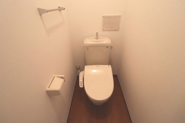 ��ʌ��������܎s�΋��Ԗ؂R���ڂ̃A�p�[�g�̃g�C��