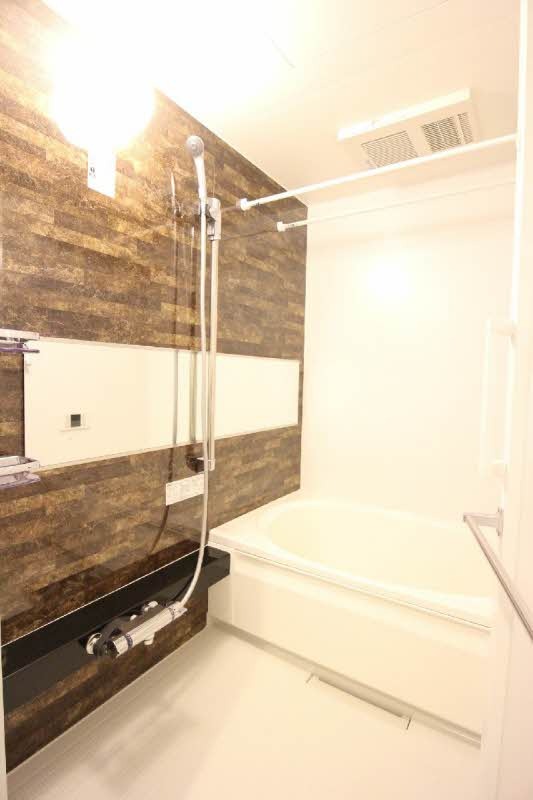 ��ʌ��������܎s�k����i���Q���ڂ̃}���V�����̃o�X