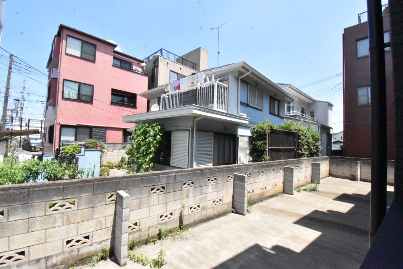 ��ʌ��������܎s��{��x�̓����Q���ڂ̃A�p�[�g�̂��̑�