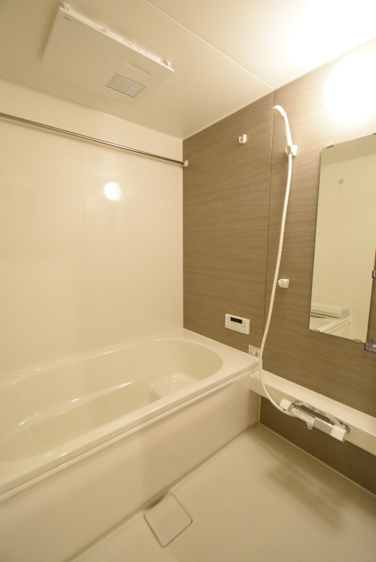 ��ʌ��������܎s��΋�{���R���ڂ̃A�p�[�g�̃o�X