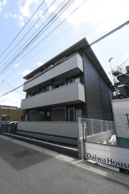 ��ʌ��������܎s��΋�{���R����20-11�̃A�p�[�g�̌����O��