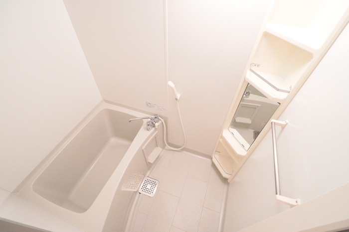 ��ʌ��������܎s�k��ޗǒ��̃A�p�[�g�̃o�X