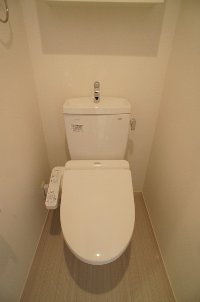 ��ʌ��������܎s�΋�厚���̃}���V�����̃g�C��