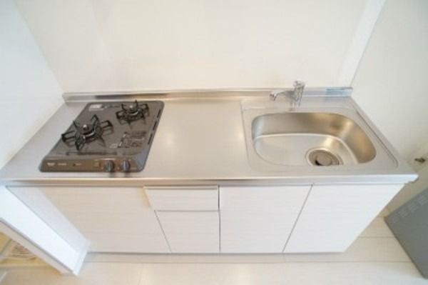 ��ʌ������s�_���P���ڂ̃A�p�[�g�̃L�b�`��