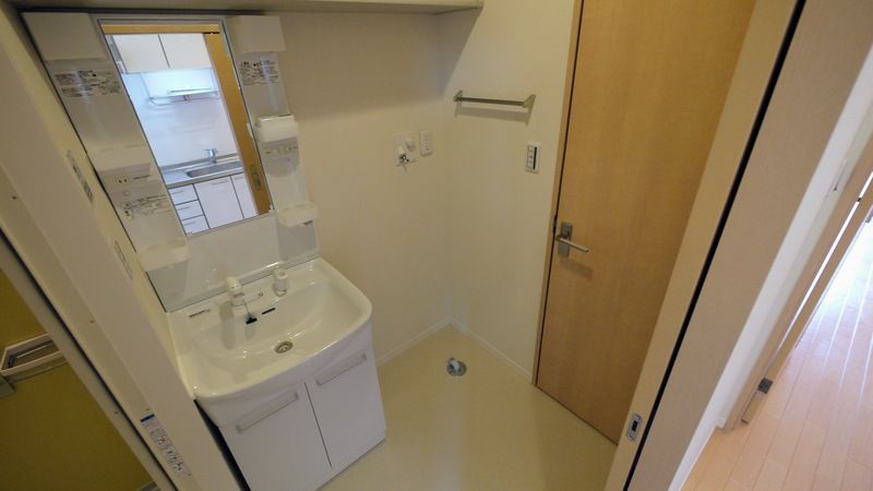 ��ʌ��������܎s��{���Ԓ��P���ڂ̃A�p�[�g�̐��ʏ�