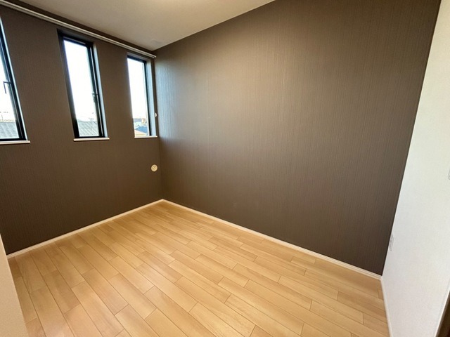 ��ʌ��������܎s�΋揼�؂R���ڂ̃A�p�[�g�̂��̑������E�X�y�[�X