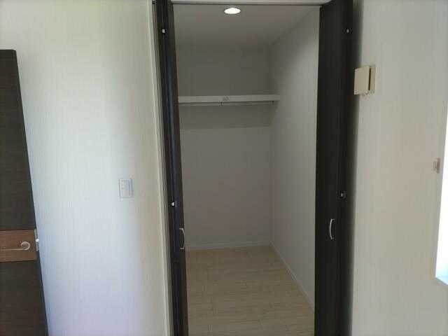 ��ʌ�����s�˒˂R���ڂ̃A�p�[�g�̎��[