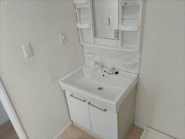 ��ʌ�����s�˒˂R���ڂ̃A�p�[�g�̐��ʏ�